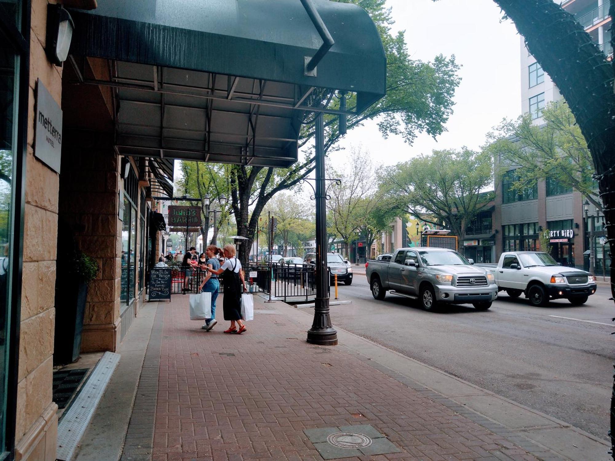 U Of A Homestay, Trails & Whyte Ave 埃德蒙顿 外观 照片